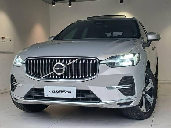 VOLVO XC60 2.0 T8 RECHARGE PLUS AWD GEARTRONIC